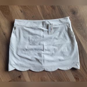 Vineyard Vines 17" Scallop Skort (NWT)